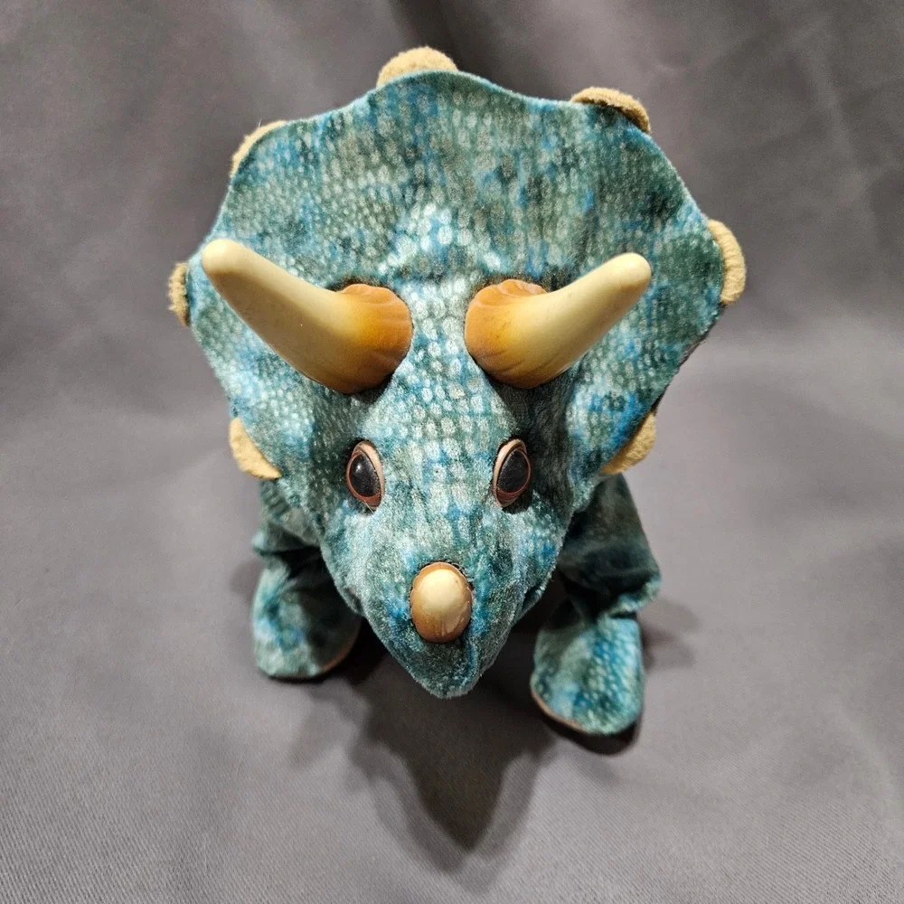 Playskool Hasbro 2008 Triceratops Dinosaur Plush Teal Blue walking talking‎